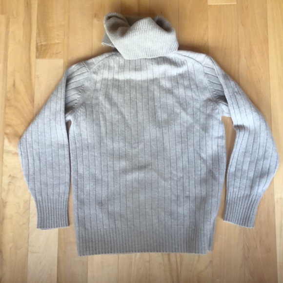 Vintage 1970’s 100% Wool Turtleneck - Picture 4 of 5